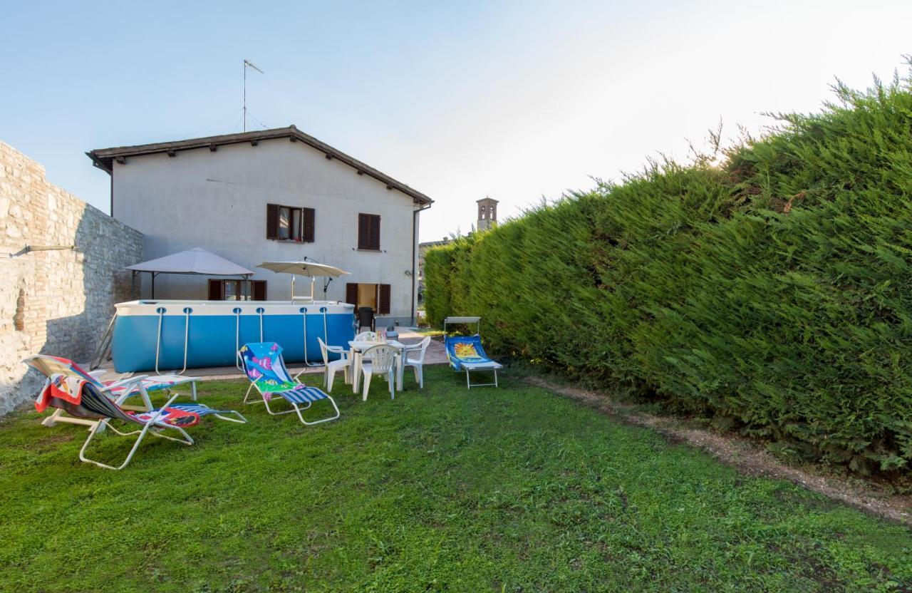 Borgo Santa Lucia Apartment With Private Parking & Garden Gubbio Zewnętrze zdjęcie